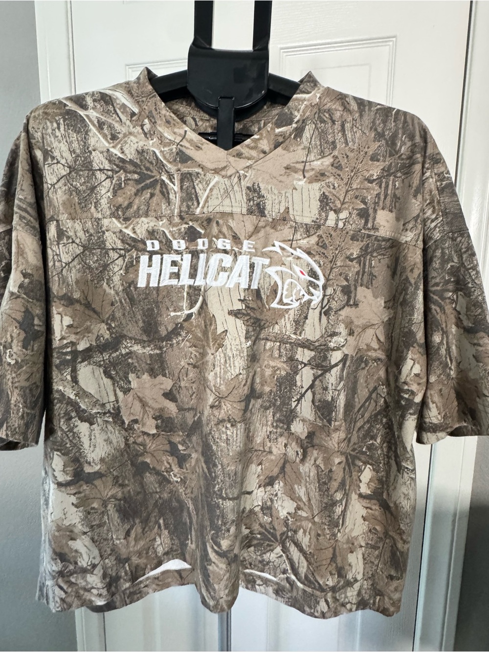 Hollister x Dodge Hellcat Camo Graphic T-Shirt Men’s Brown Realtree Style